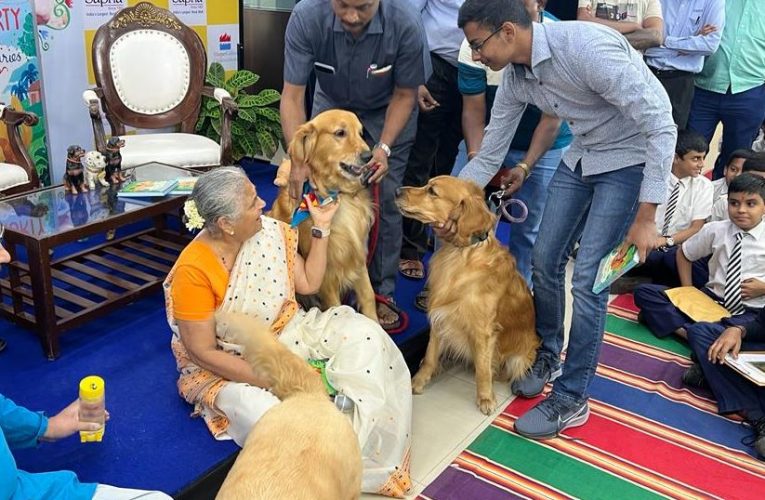 ಡಾ||ಸುಧಾಮೂರ್ತಿ ಅವರ  “ದ ಗೋಪಿ ಡೈರೀಸ್ ಗ್ರೋವಿಂಗ್ ಆಪ್” ಪುಸ್ತಕ ಬಿಡುಗಡೆ.