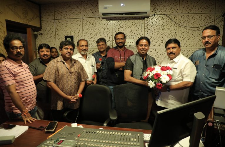 Nanu Bhartiya five language movie started song recording. ಪಂಚಭಾಷೆಗಳಲ್ಲಿ ಬರುತ್ತಿದೆ “ನಾನು ಭಾರತೀಯ”